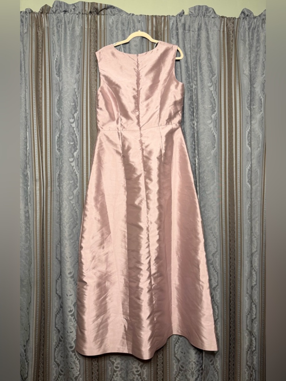 Kay Unger Aurelia Floral Sleeveless Taffeta Gown - Picture 6 of 7